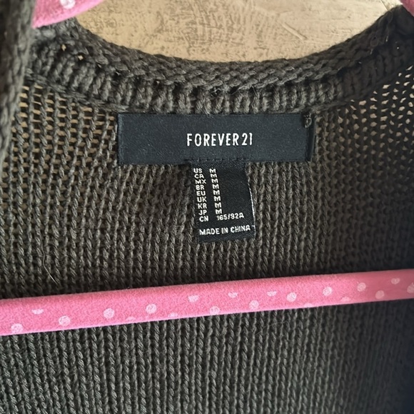 Dark Green cardigan - Picture 2 of 3